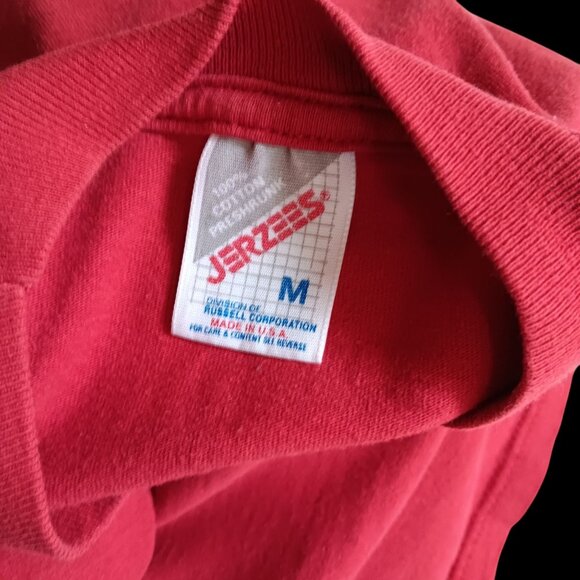 MEDIUM Vintage 1980s Mens Tee OPTMIST FOOTBALL GRAPHIC RED JERZEES USA T-SHIRT - Picture 2 of 5